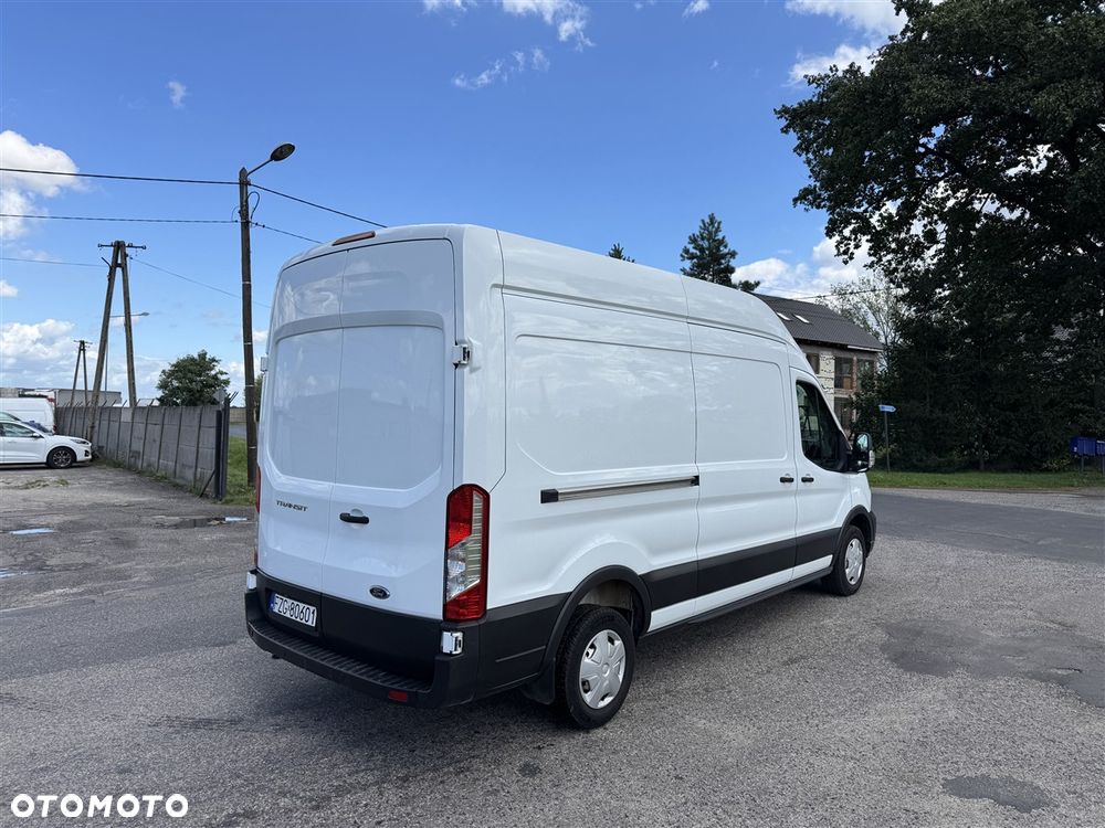 Ford TRANSIT MK8 - 10