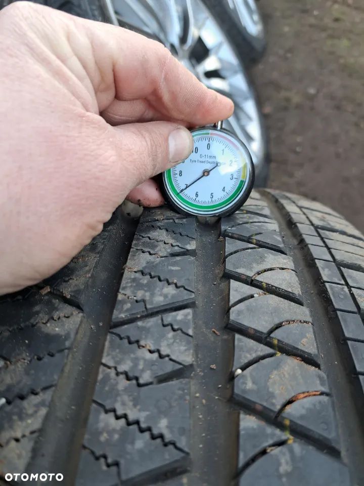 Felgi Koła letnie Range Rover Sport SVR 22 Cale 10Jx22 ET 42.5 FK6M-1007-BA 275/40R22 108Y Continental CrossContact LX Sport 275/40R22 108 Y DOT1017 2017 Rok - 14