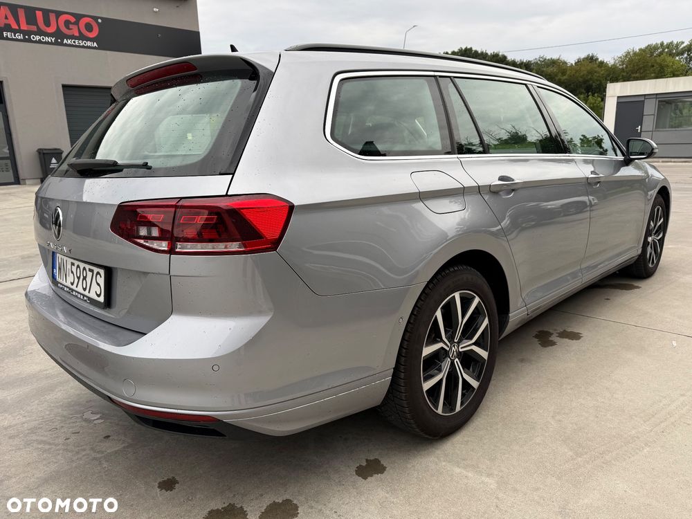 Volkswagen Passat Variant 2.0 TDI Business DSG - 8