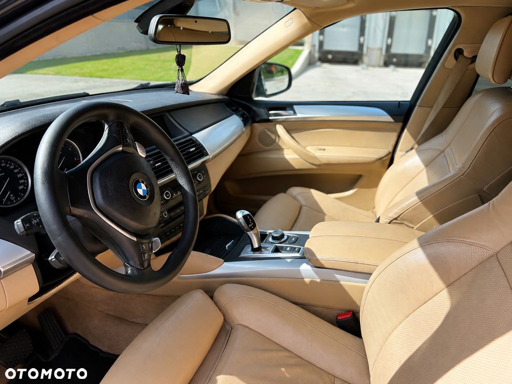 BMW X6 - 28