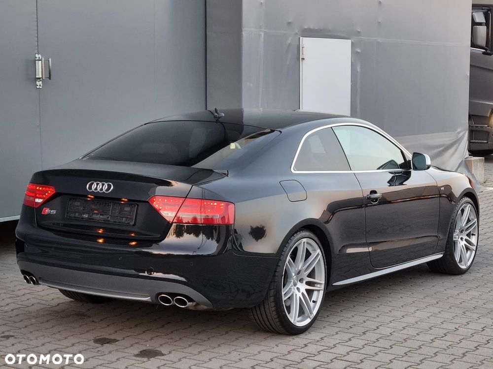 Audi S5 Coupé 4.2 Quattro - 8