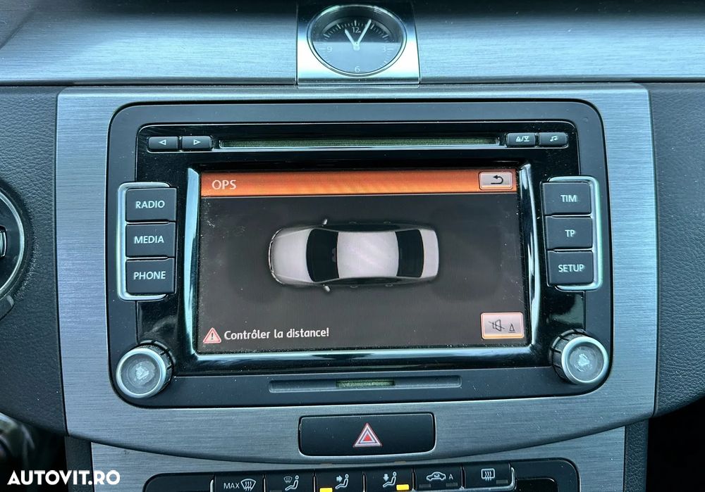 Volkswagen Passat - 15