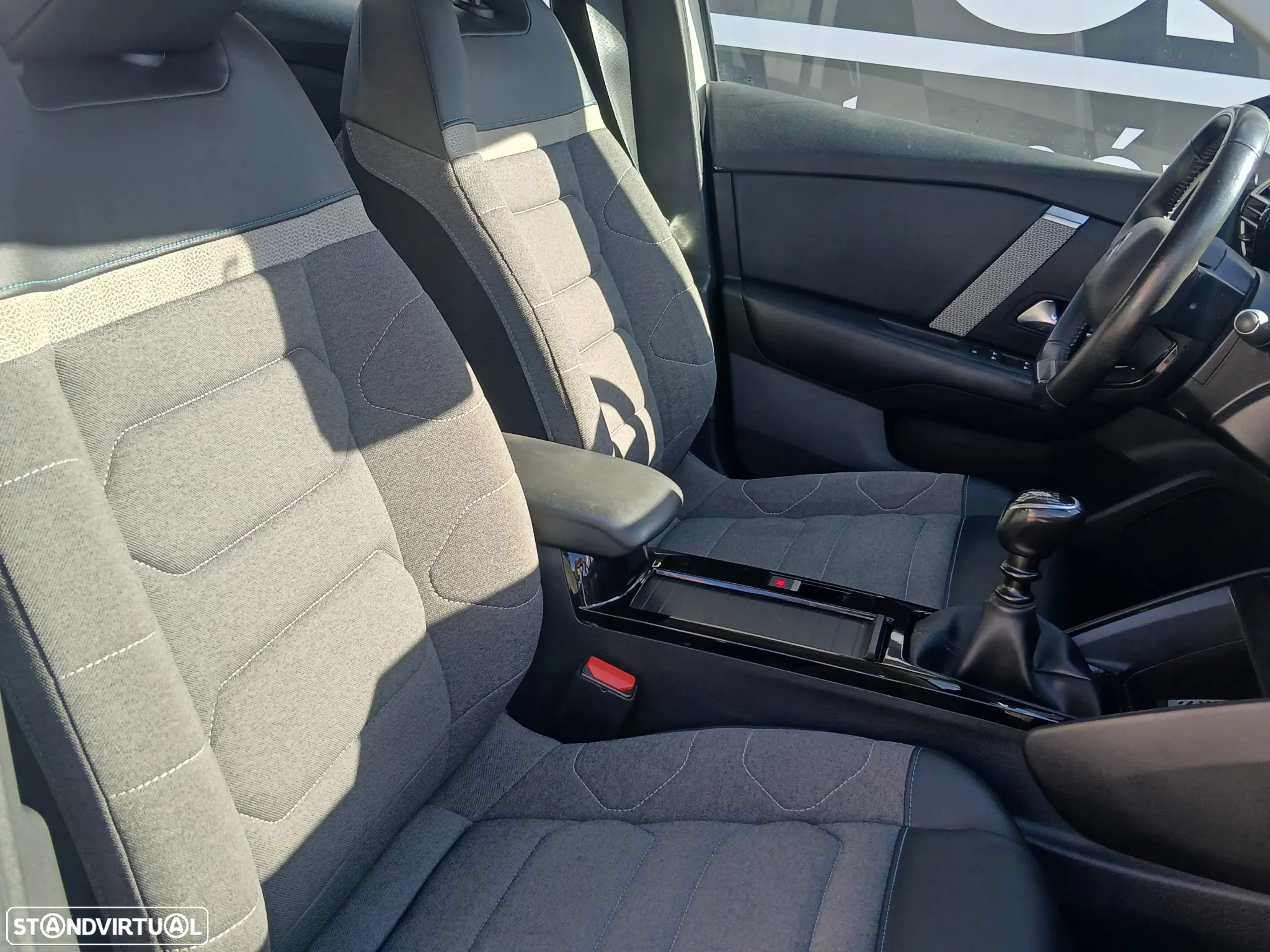 Citroën C4 1.5 BlueHDi Feel - 16