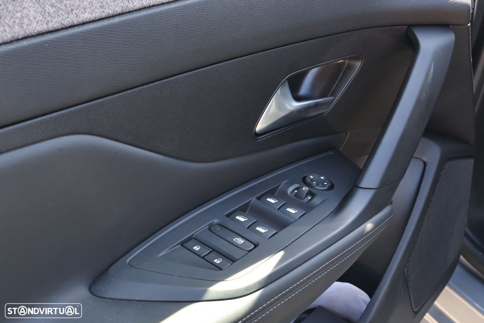 Peugeot 308 SW - 16