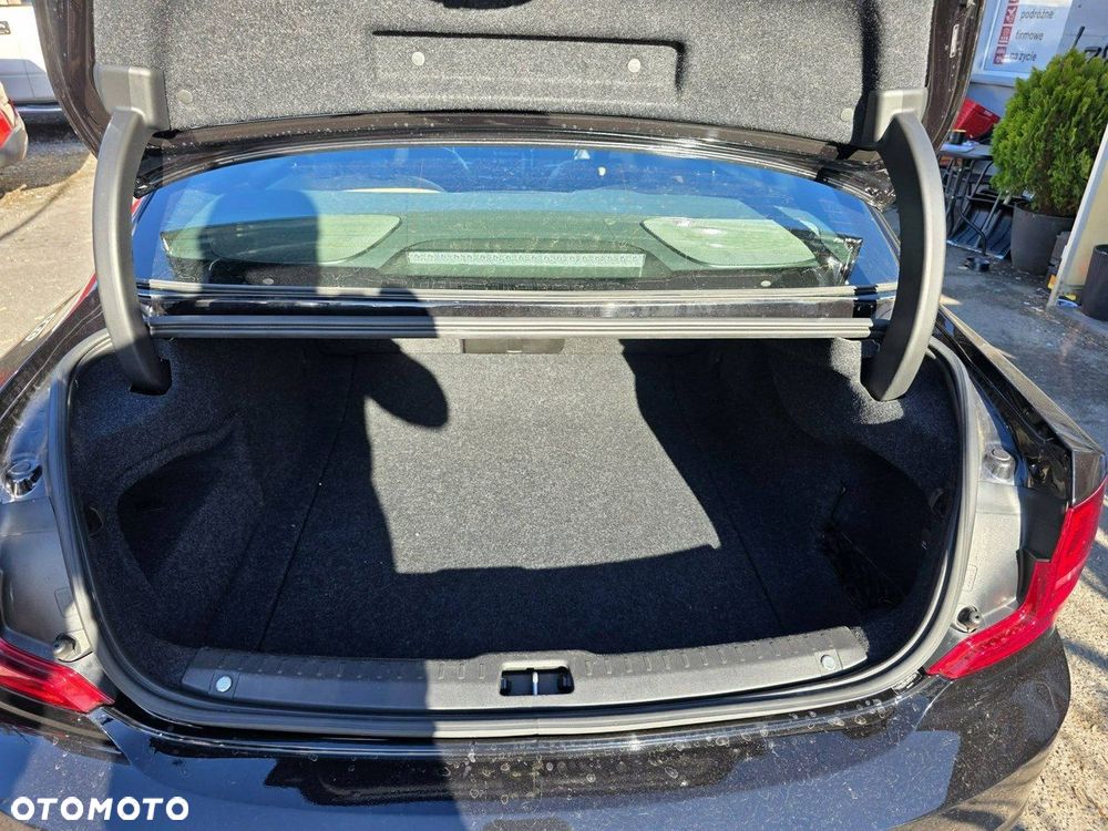 Volvo S90 T6 AWD Inscription - 33