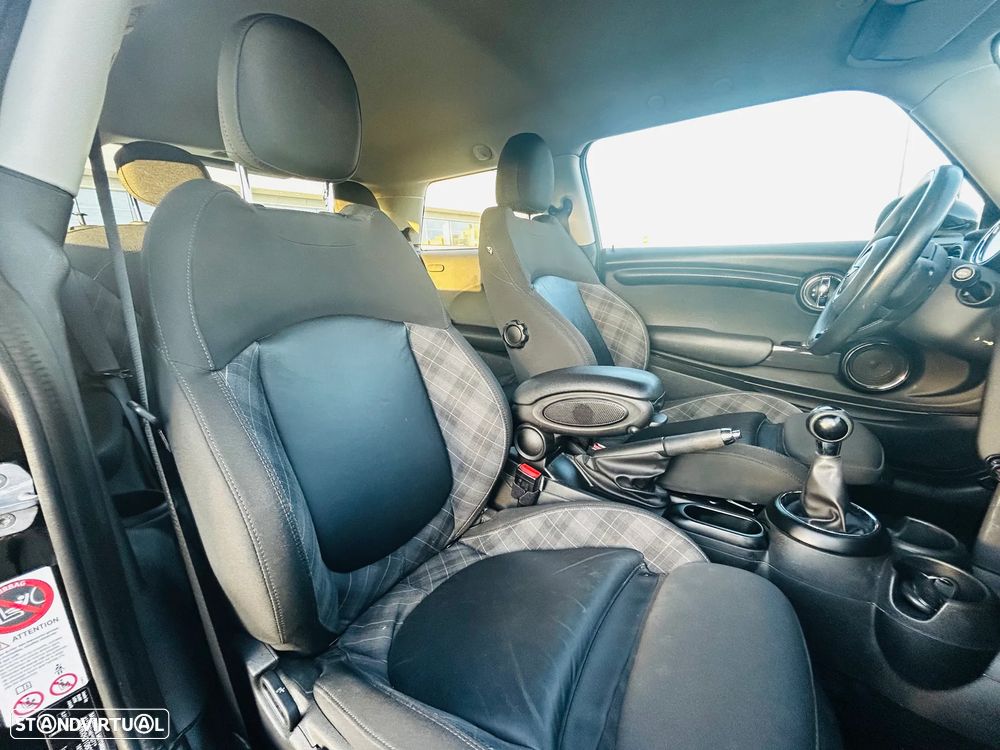 MINI 3 Portas Cooper D Metropolitan - 19