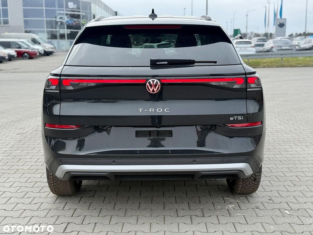 Volkswagen T-Roc - 8