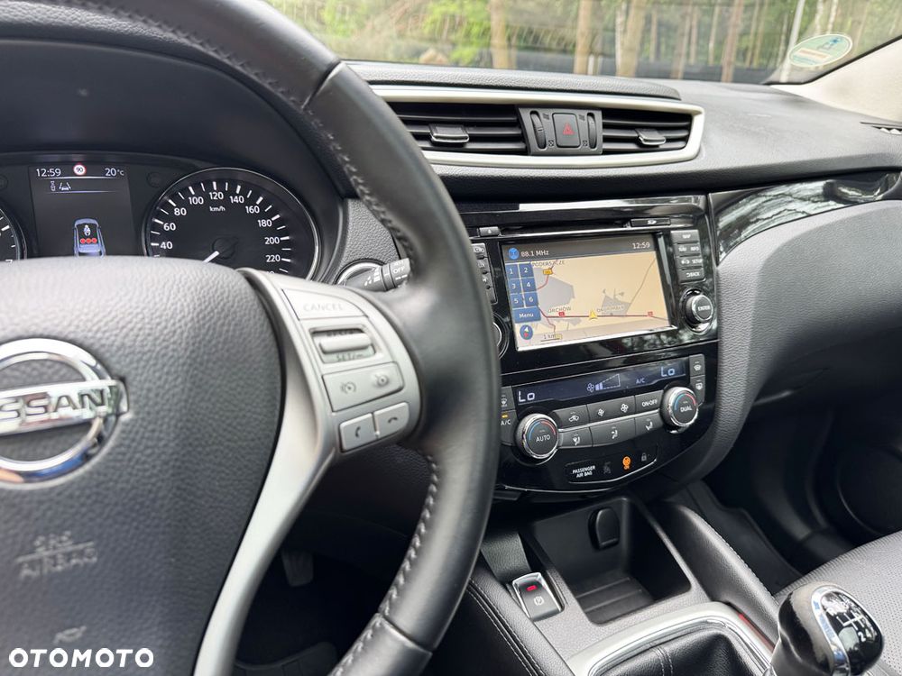 Nissan Qashqai 1.6 DIG-T Visia - 25