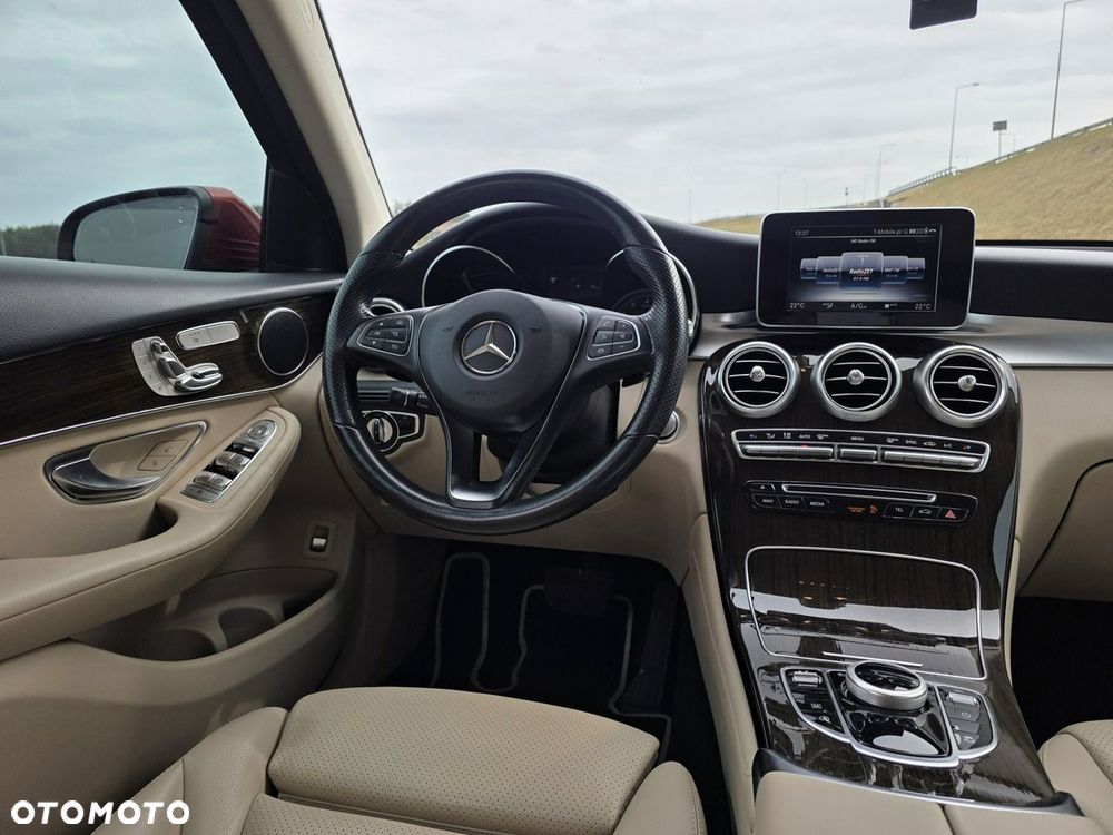 Mercedes-Benz GLC - 26