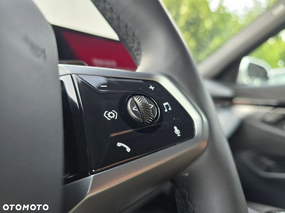 BMW Seria 5 520d xDrive - 14