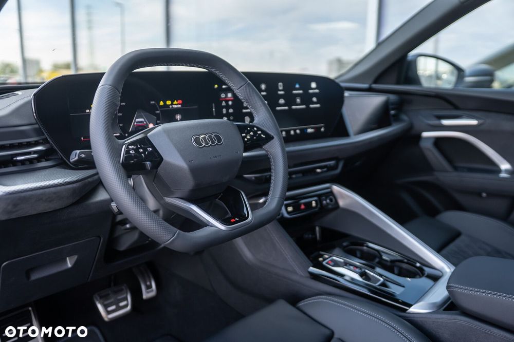 Audi Q5 Sportback - 16