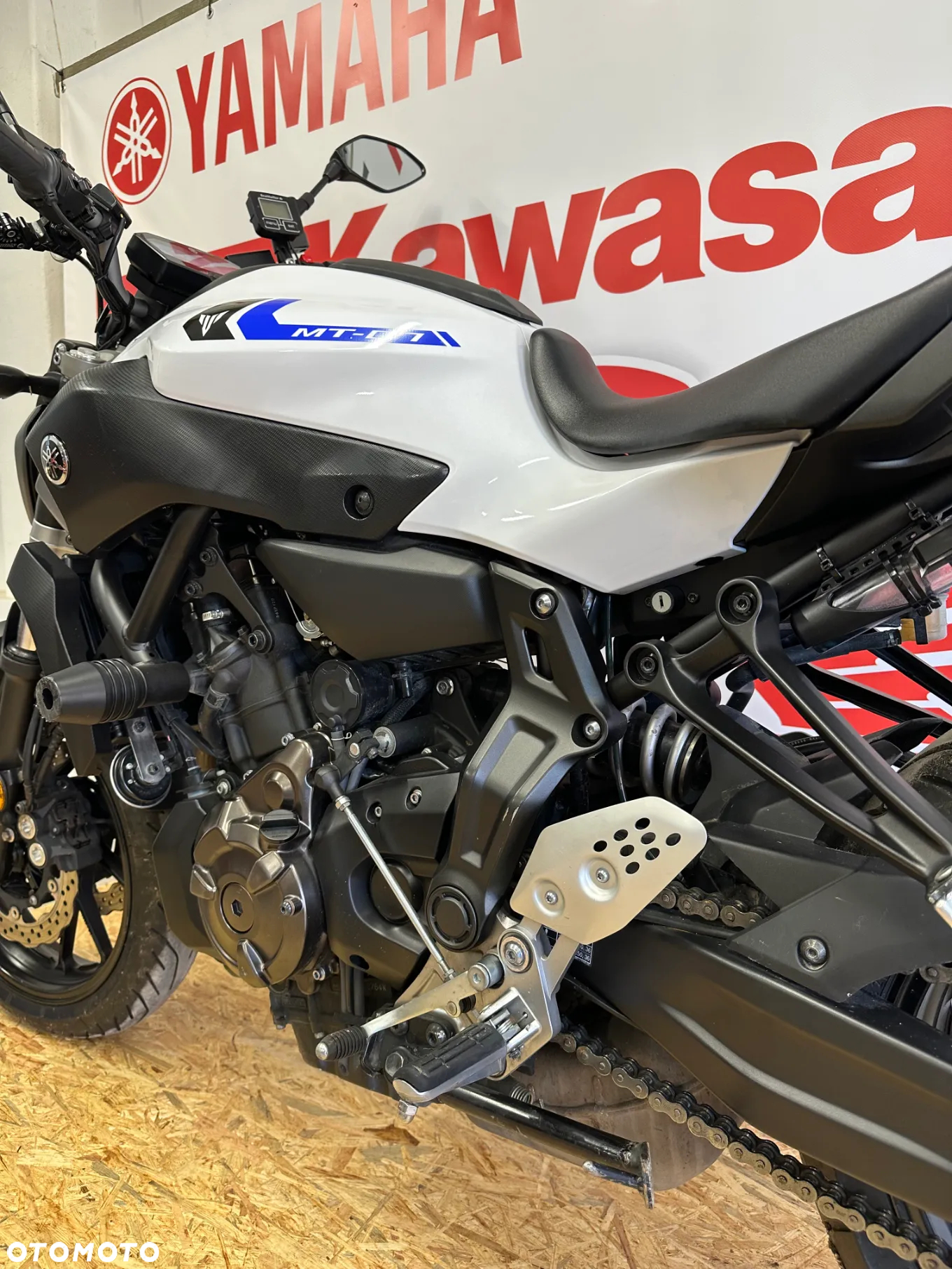 Yamaha MT - 4