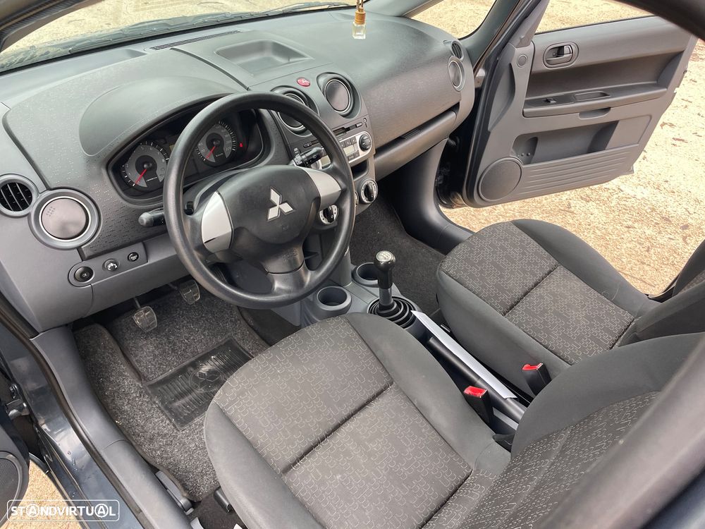 Mitsubishi Colt 1.1 Inform RCD/AC - 19