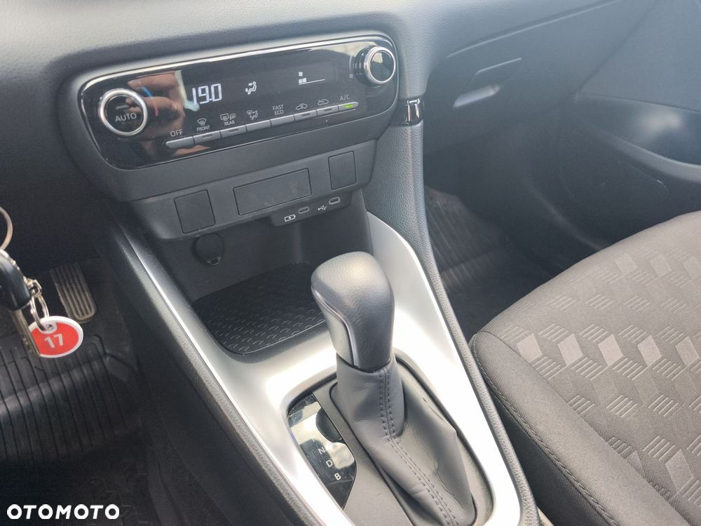 Toyota Yaris - 21