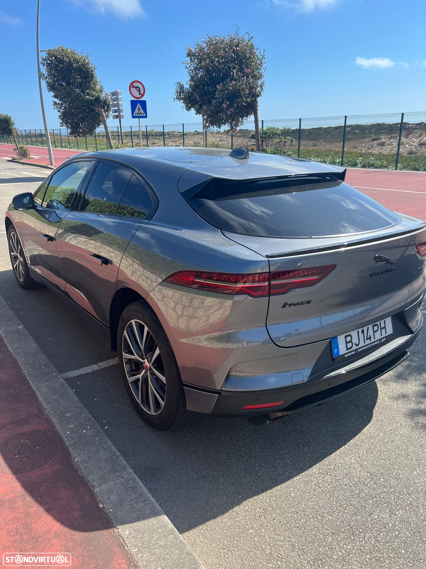 Jaguar I-Pace EV400 AWD First Edition - 4