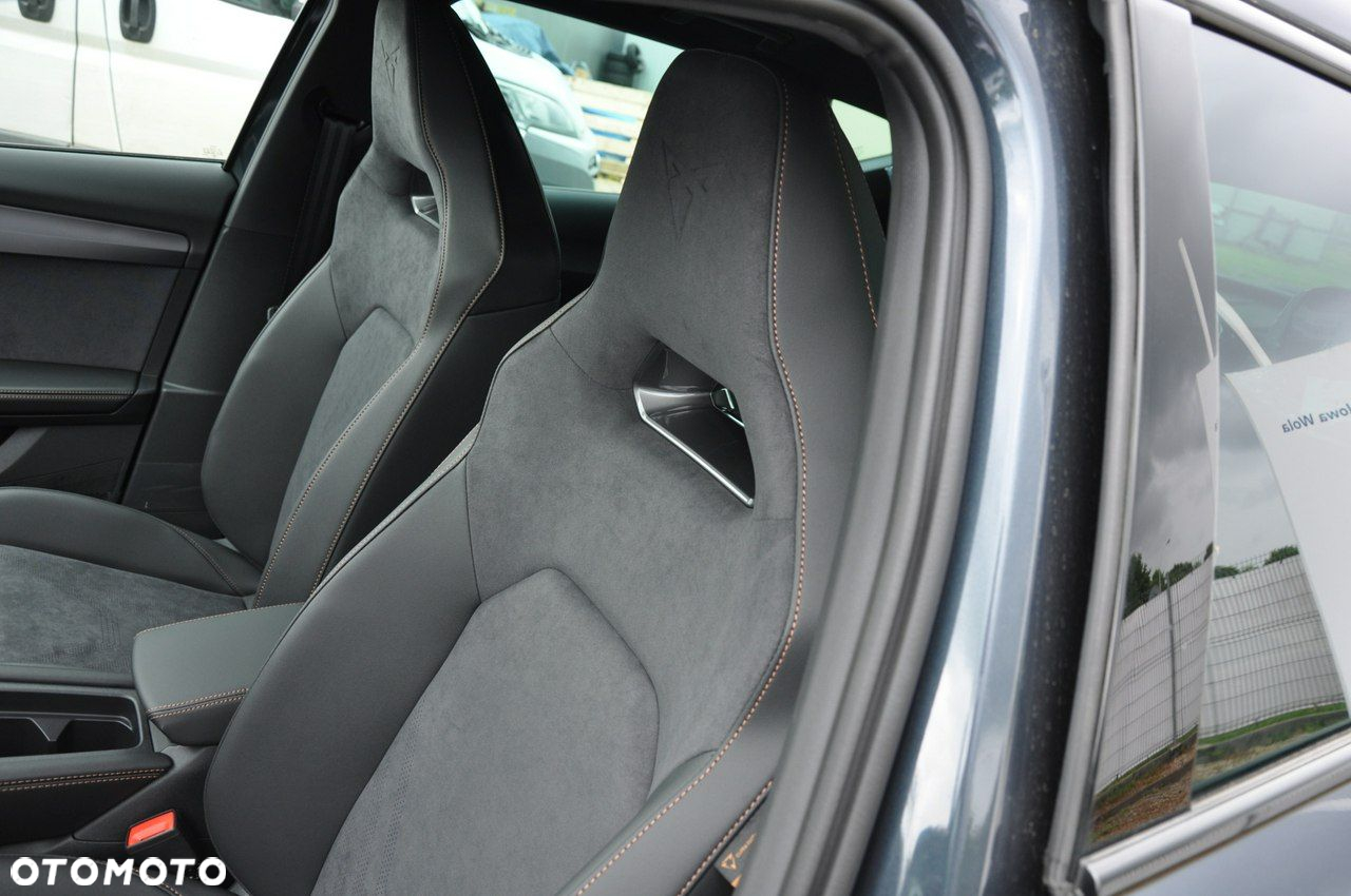 Cupra Formentor 2.0 TSI 4Drive DSG VZ - 11