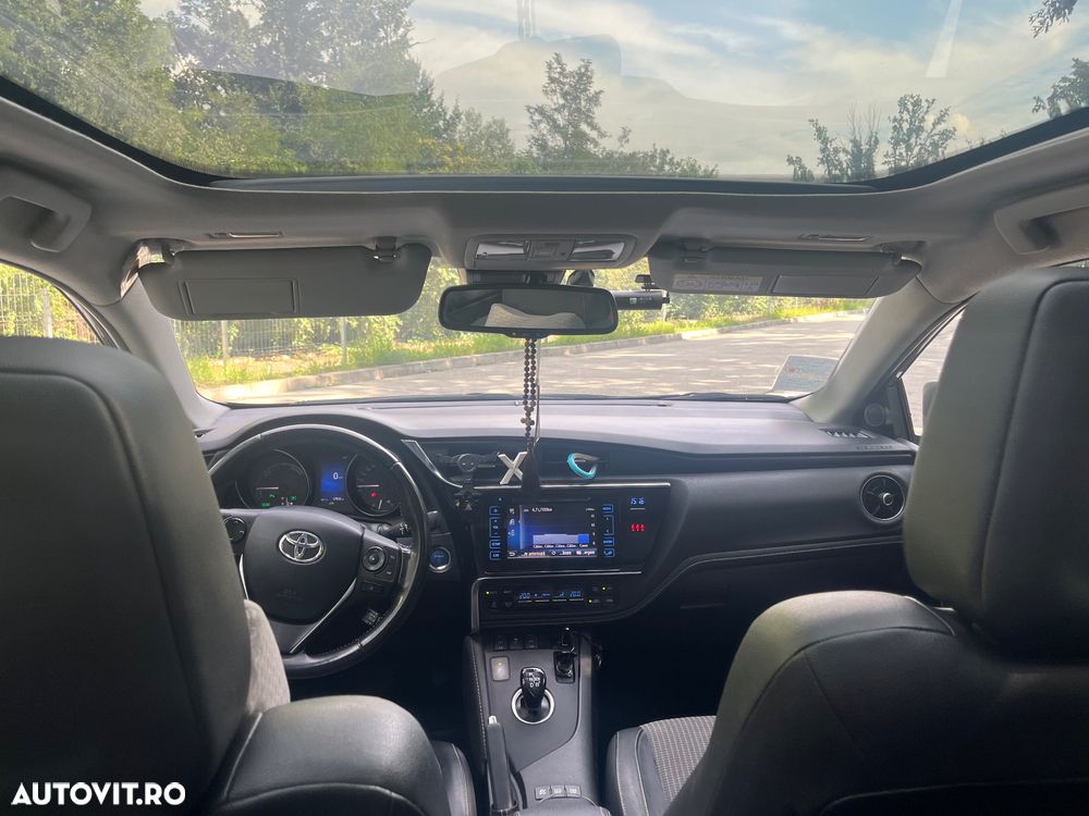 Toyota Auris - 7