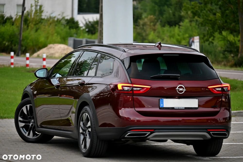 Opel Insignia CT 2.0 CDTI 4x4 Exclusive S&S - 11