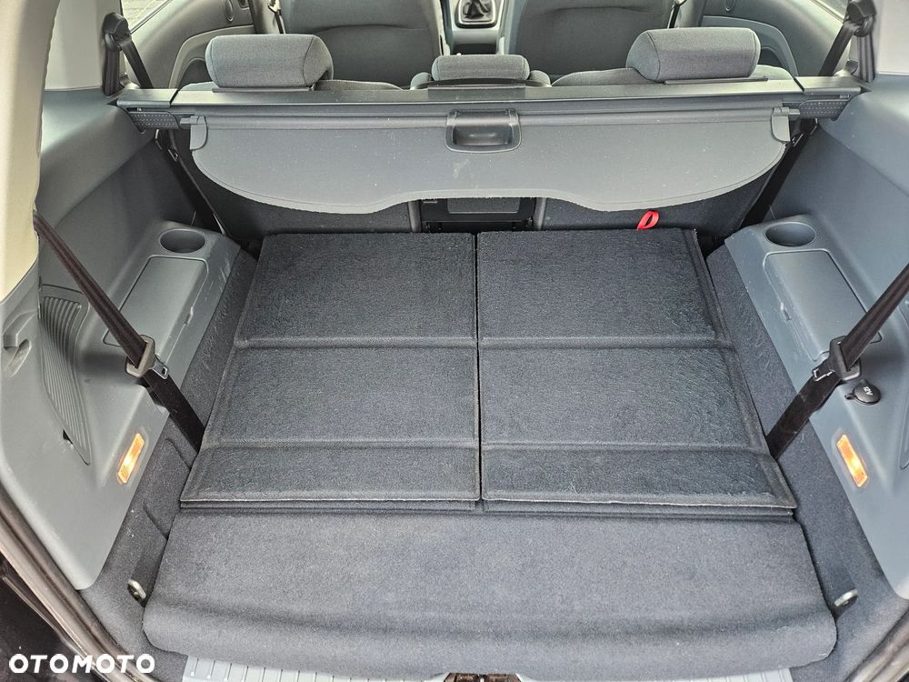 Ford Grand C-MAX 1.6 Titanium - 6