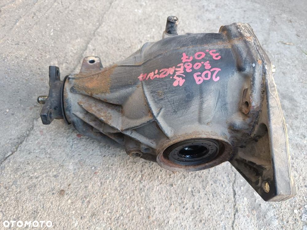 MERCEDES W209 CLK 3.0 V6 OM272 BENZYNA MOST TYLNY DYFERENCJAŁ 3.07 3,07