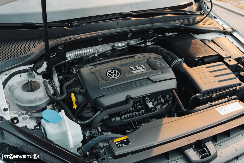 VW Golf R 4Motion BlueMotion - 20