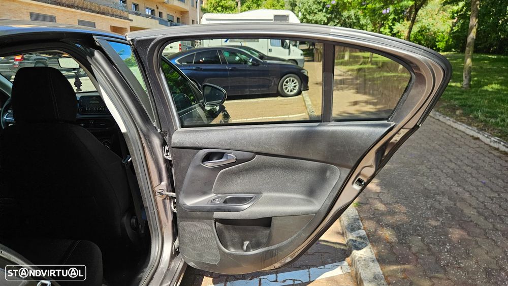 Fiat Tipo 1.3 M-Jet Easy - 27
