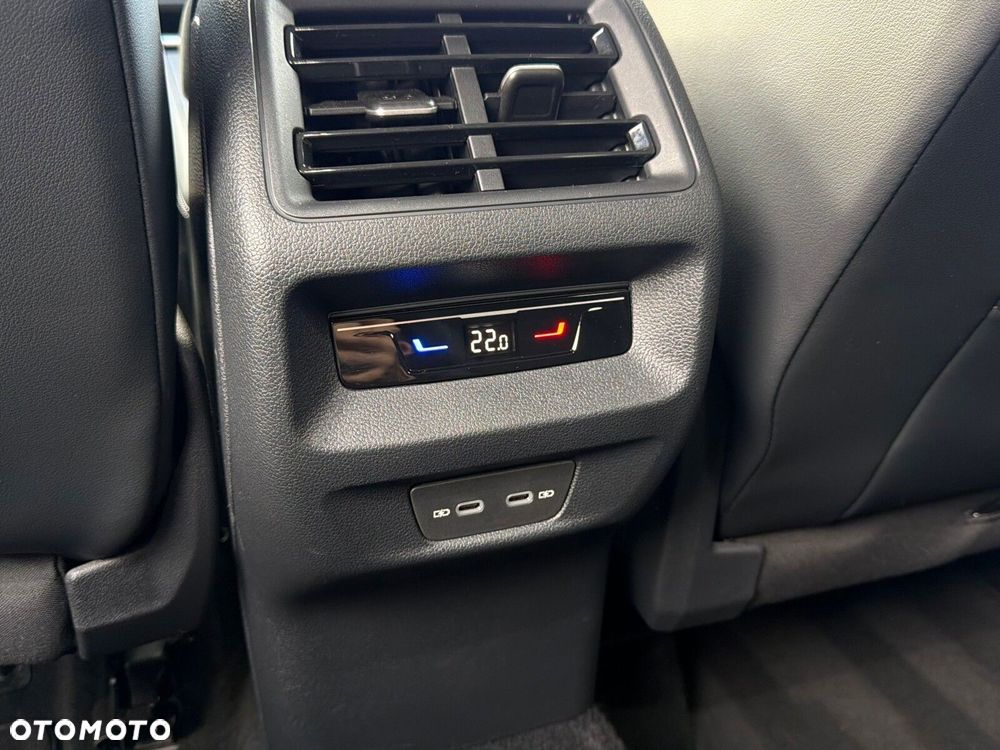 Volkswagen Tiguan - 37