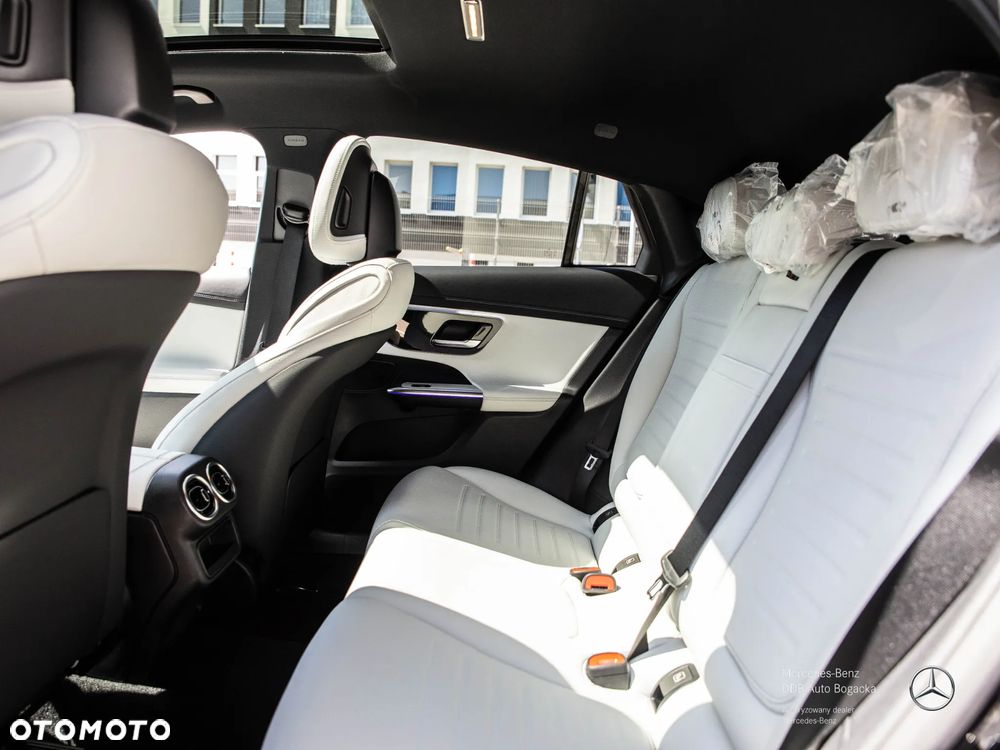 Mercedes-Benz GLC 220 d mHEV 4-Matic AMG Line - 12