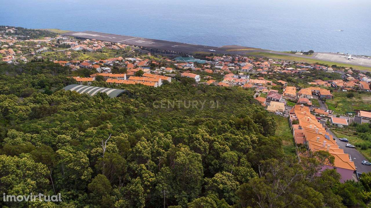 Terreno de 4734m² com Vista Mar em Santa Cruz – Madeira - Grande imagem: 5/5