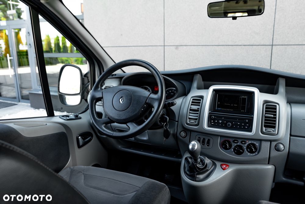 Renault Trafic FAP Grand Passenger Black Edition - 34