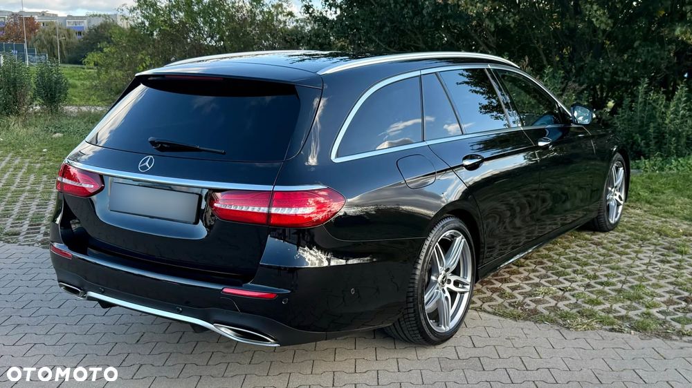 Mercedes-Benz Klasa E - 15