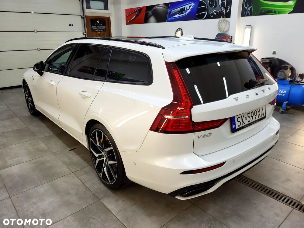 Volvo V60 T8 AWD Plug-In Hybrid Polestar Engineered - 3