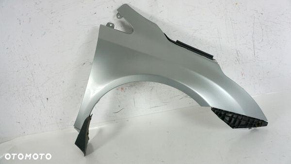 BŁOTNIK PRAWY PRZÓD PRZEDNI TOYOTA AVENSIS T27 LIFT 12-15 1G6 2012-2015