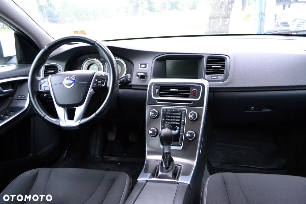 Volvo V60 DRIVe Momentum - 7