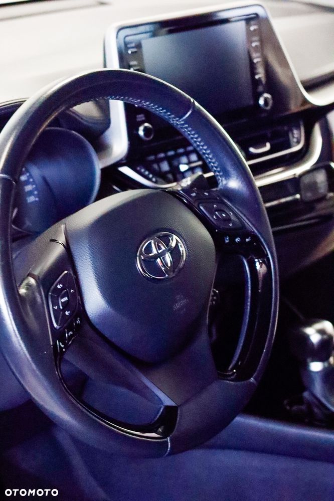 Toyota C-HR - 13