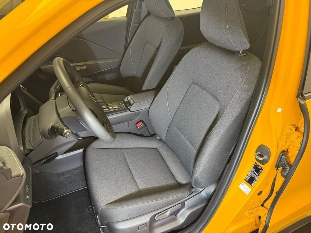 Lexus LBX 1.5 Hybrid - 4