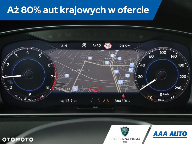 Volkswagen Golf - 10