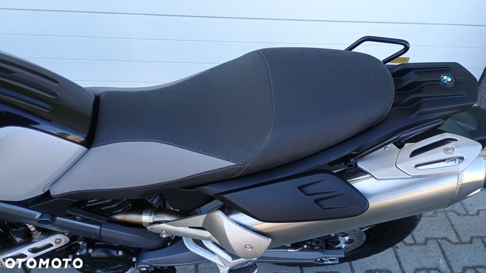 BMW G - 11