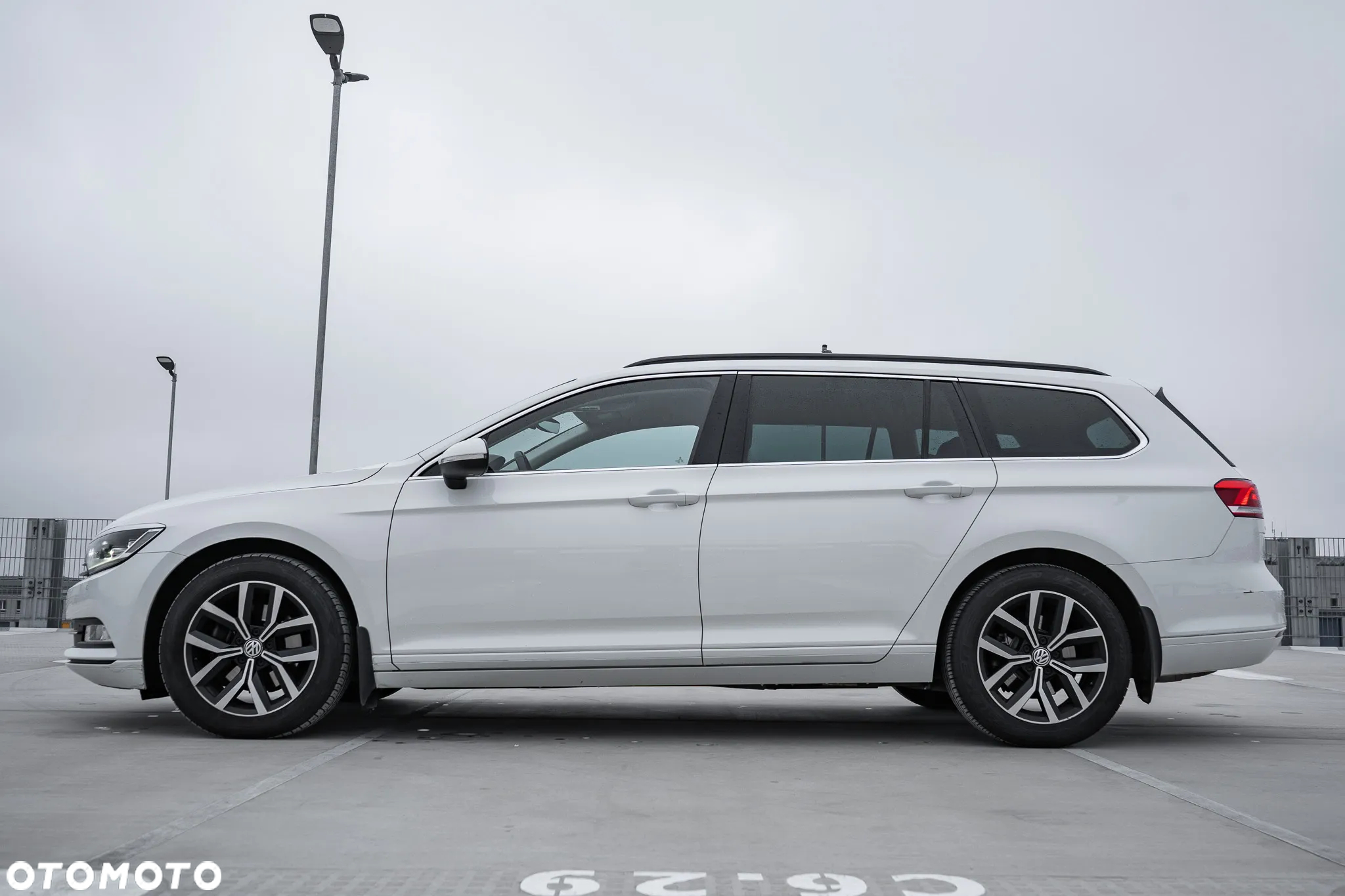 Volkswagen Passat 1.8 TSI BMT Comfortline DSG - 5