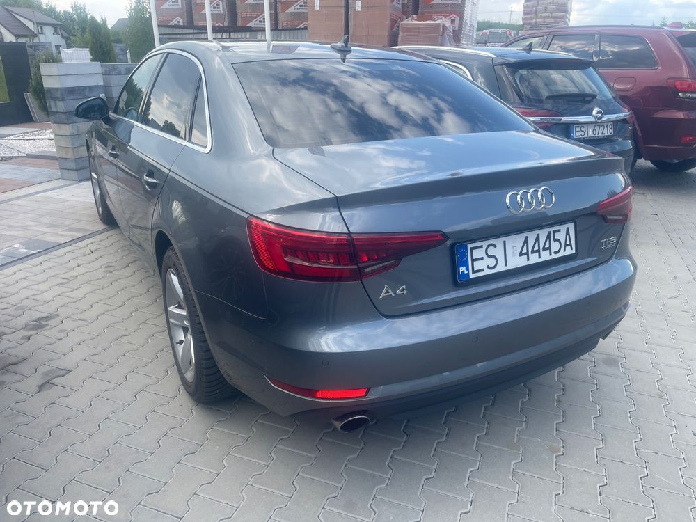 Audi A4 Limousine - 3