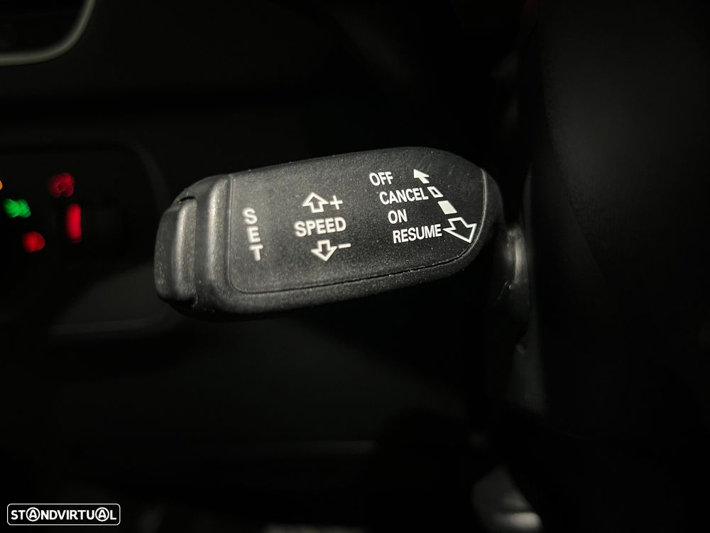 Audi Q3 2.0 TDI quattro Sport S tronic - 29