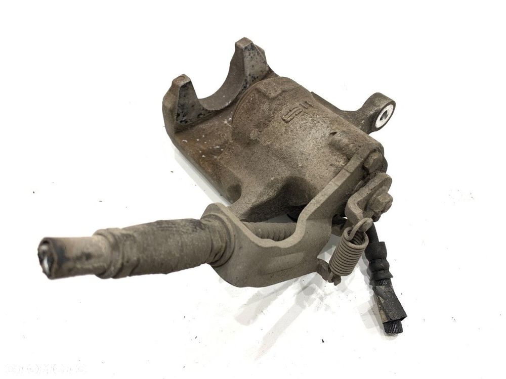 ZACISK PRAWY TYŁ  HYUNDAI i30 Kombi (PDE) 2017 - 2022 1.0 T-GDI 88 kW [120 KM] benzyna 2017 - 2022 - 4