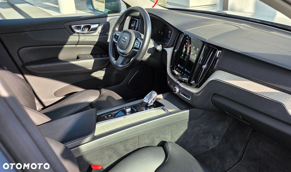 Volvo XC 60 B4 D AWD Geartronic Inscription - 32