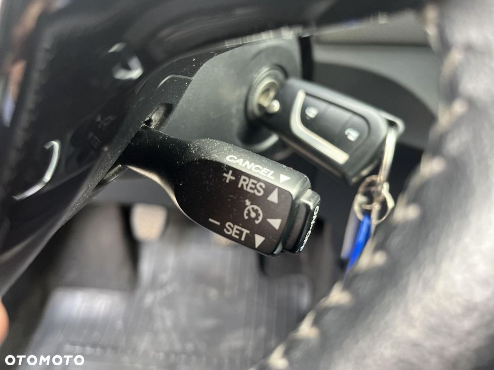 Toyota Yaris - 16
