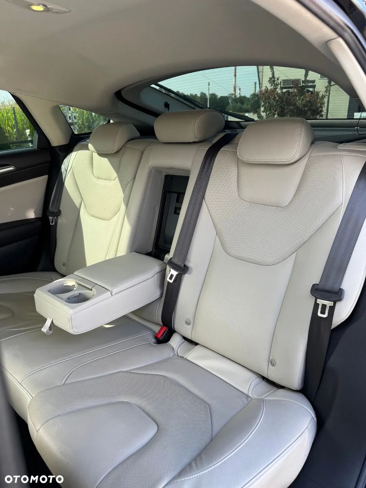 Ford Mondeo 2.0 TDCi Titanium 4WD PowerShift - 6