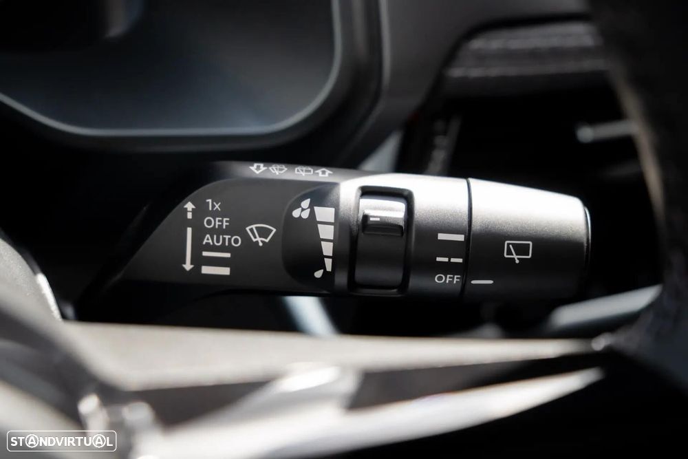 Nissan Qashqai 1.3 DIG-T N-Connecta - 19