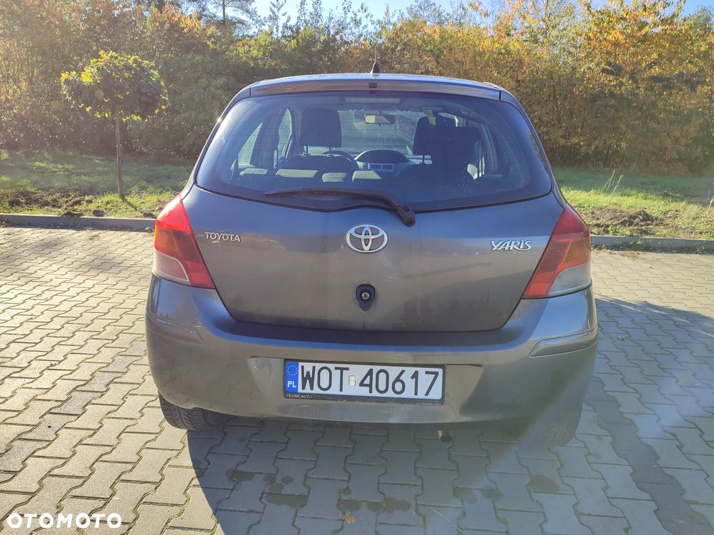Toyota Yaris 1.33 Sol - 3