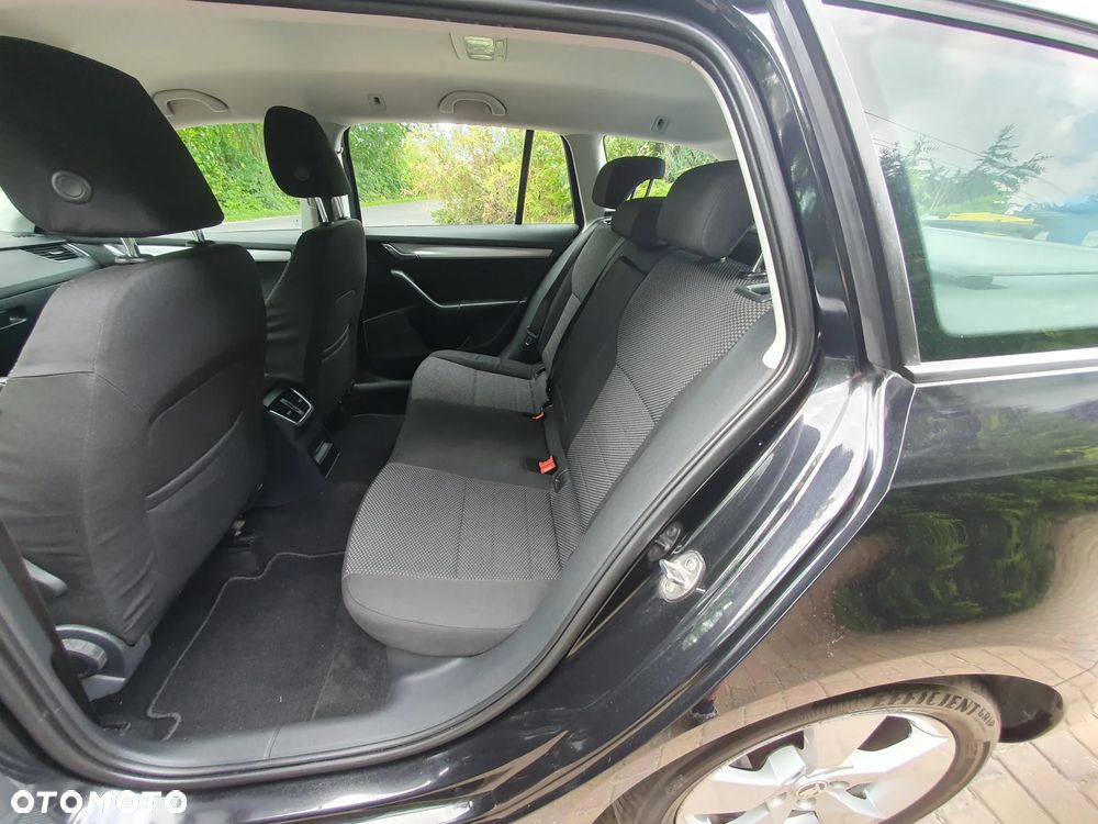 Skoda Octavia 2.0 TDI Green tec Elegance - 12