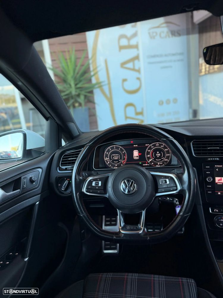 VW Golf 2.0 TSI GTI DSG Performance - 19