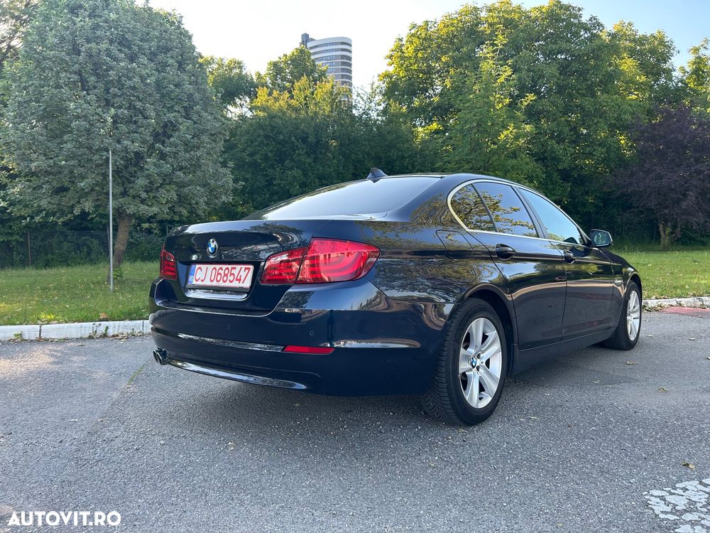 BMW Seria 5 520d Aut. - 13